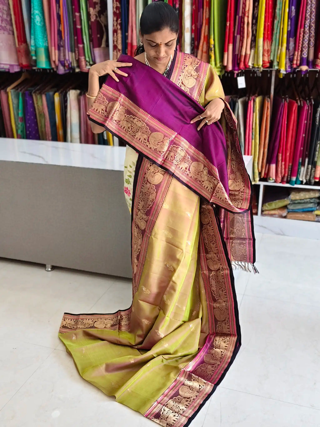 Handloom pattu with kanchi boarder