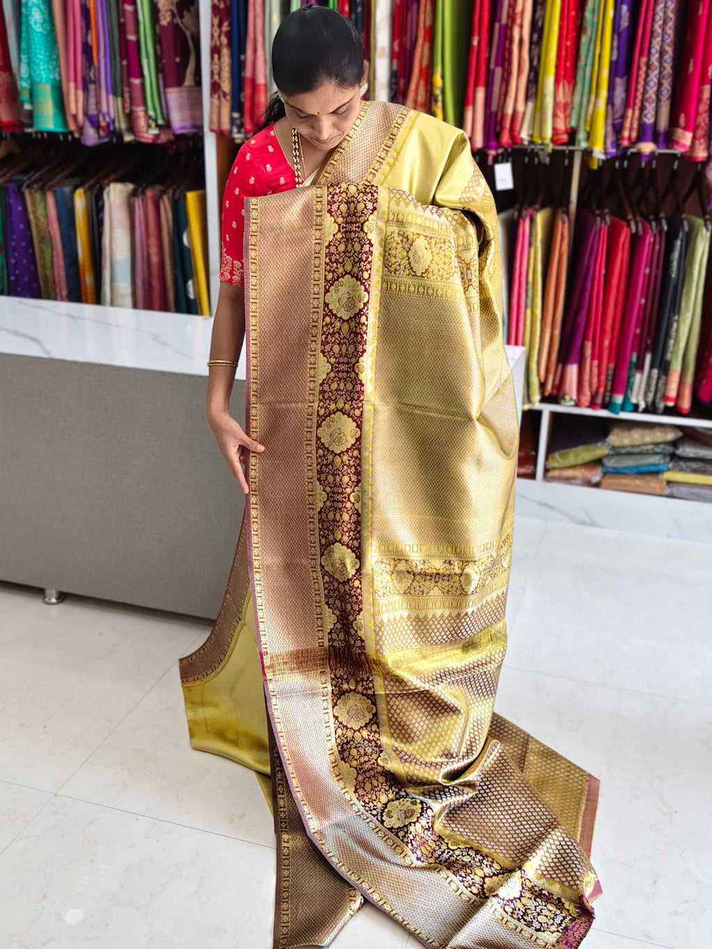 Pure kanchi pattu saree (silk mark certified)