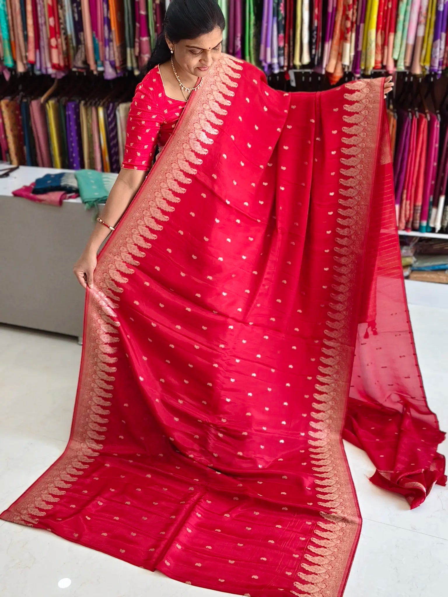 Mushru silk manga border