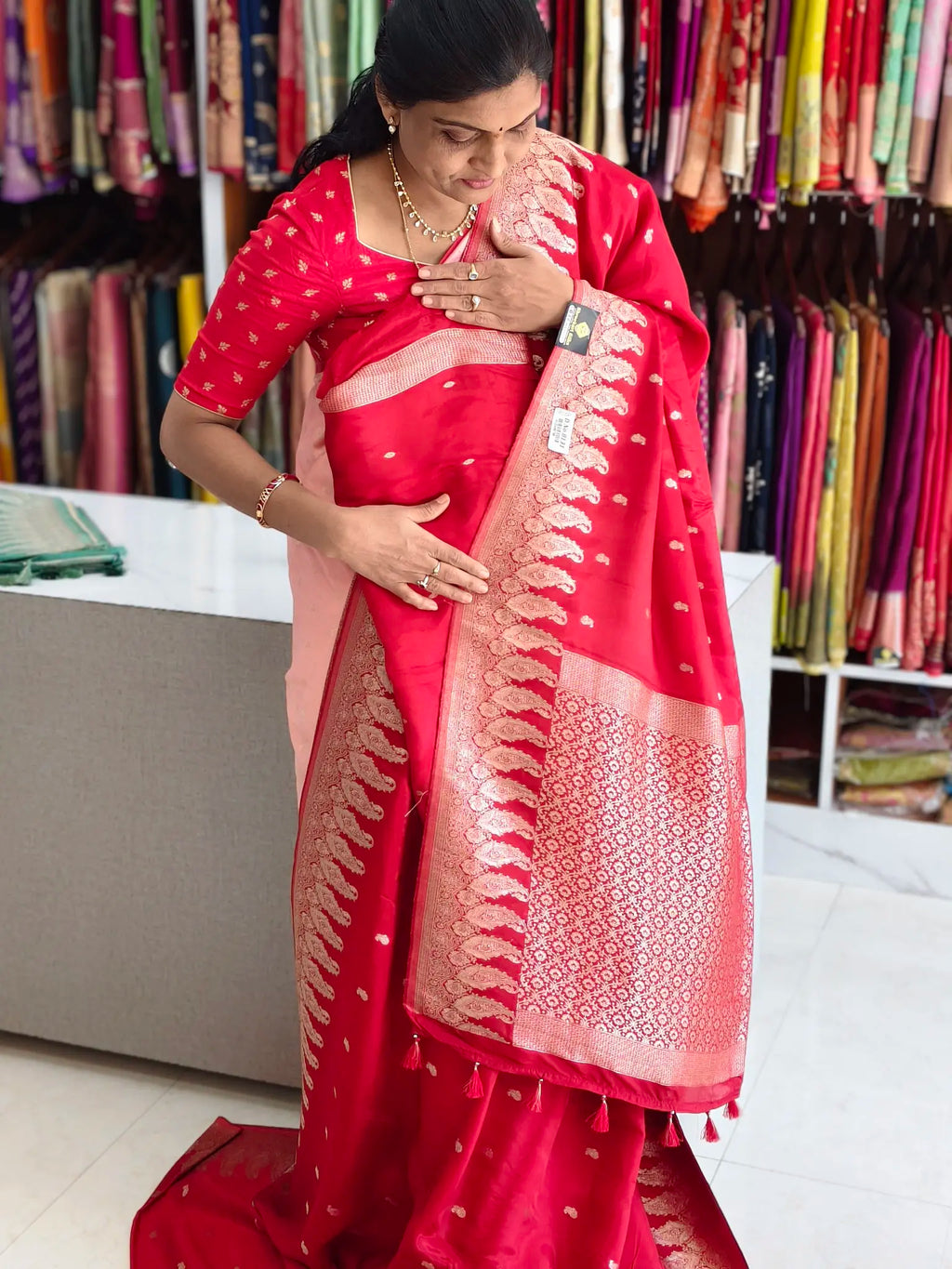 Mushru silk manga border