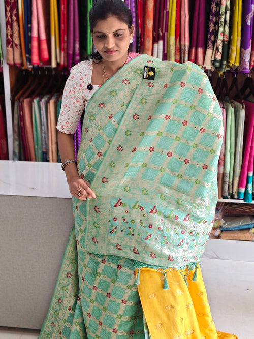 Bandini Banarasi saree