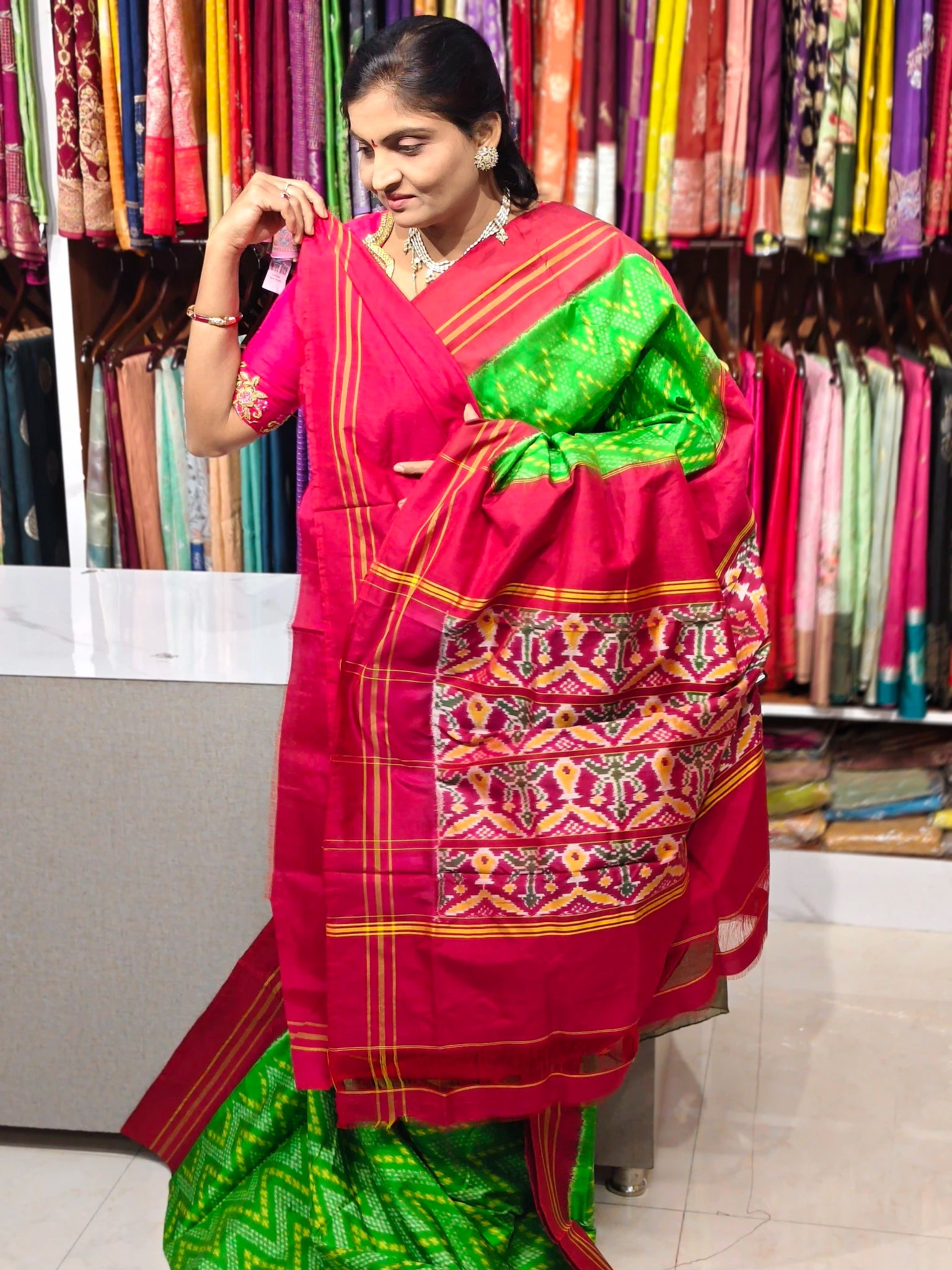Pochampally pure ikkat pattu saree
