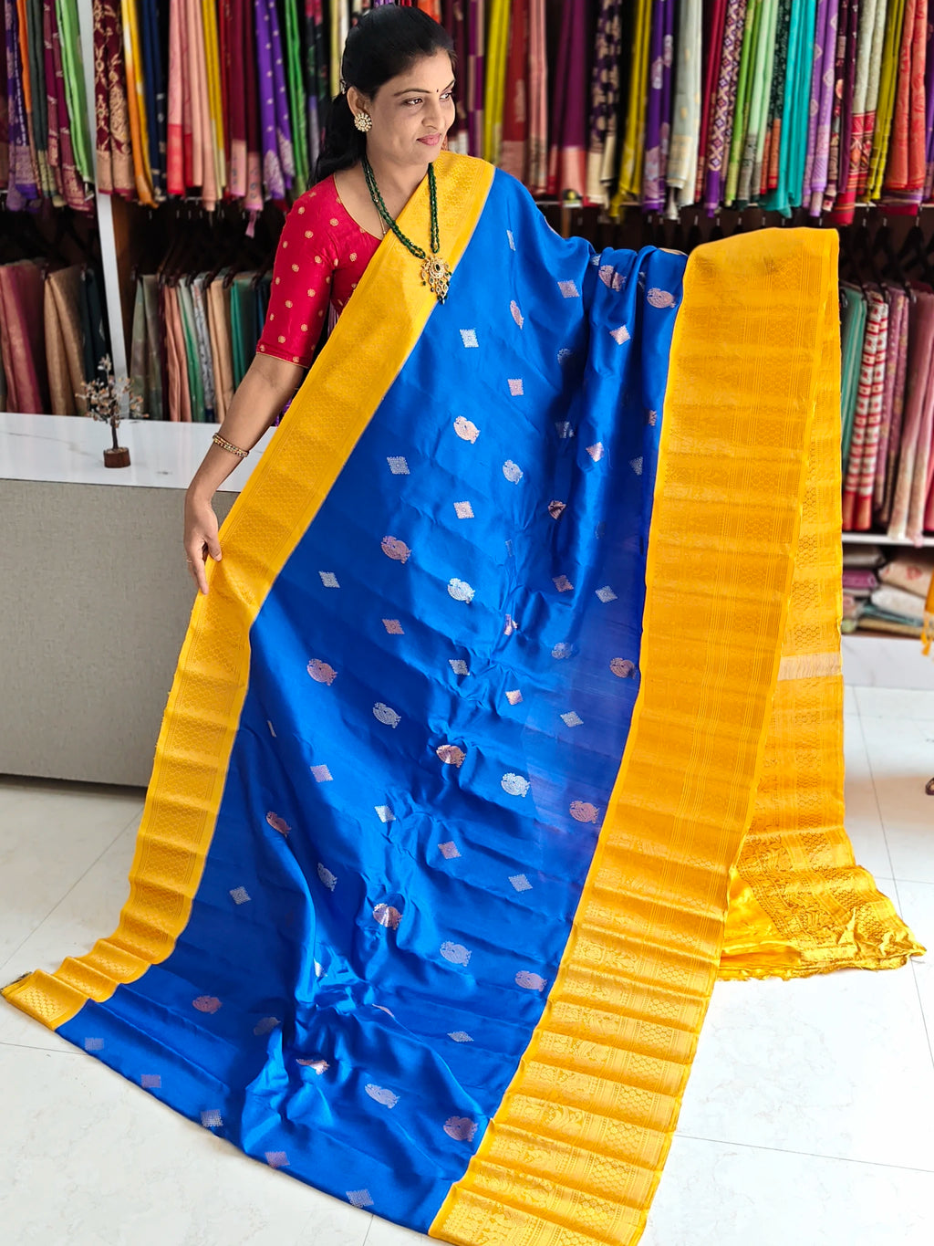 Gadwal pure pattu saree