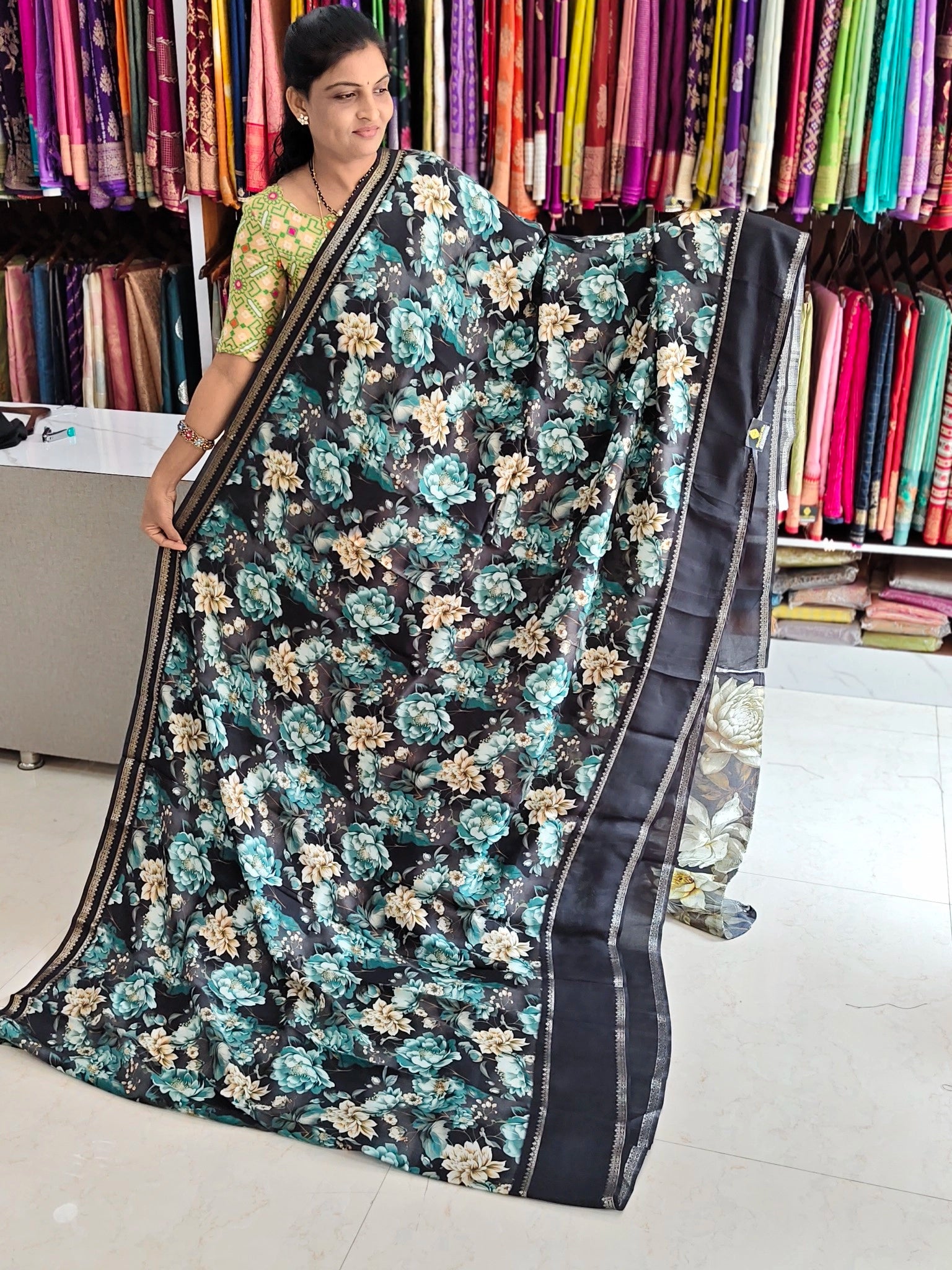 Dola georgette saree