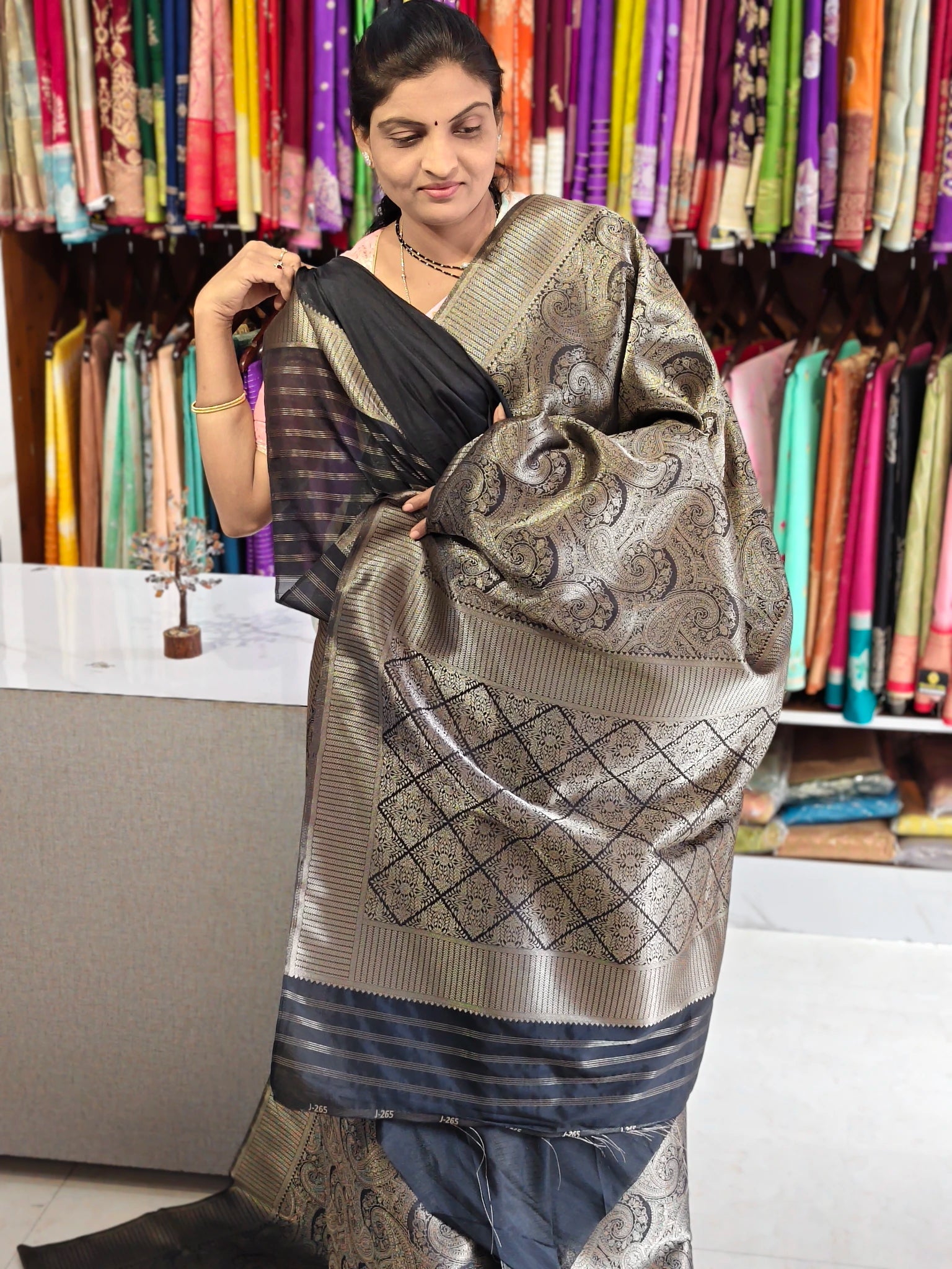 Kathan jute Banarasi saree