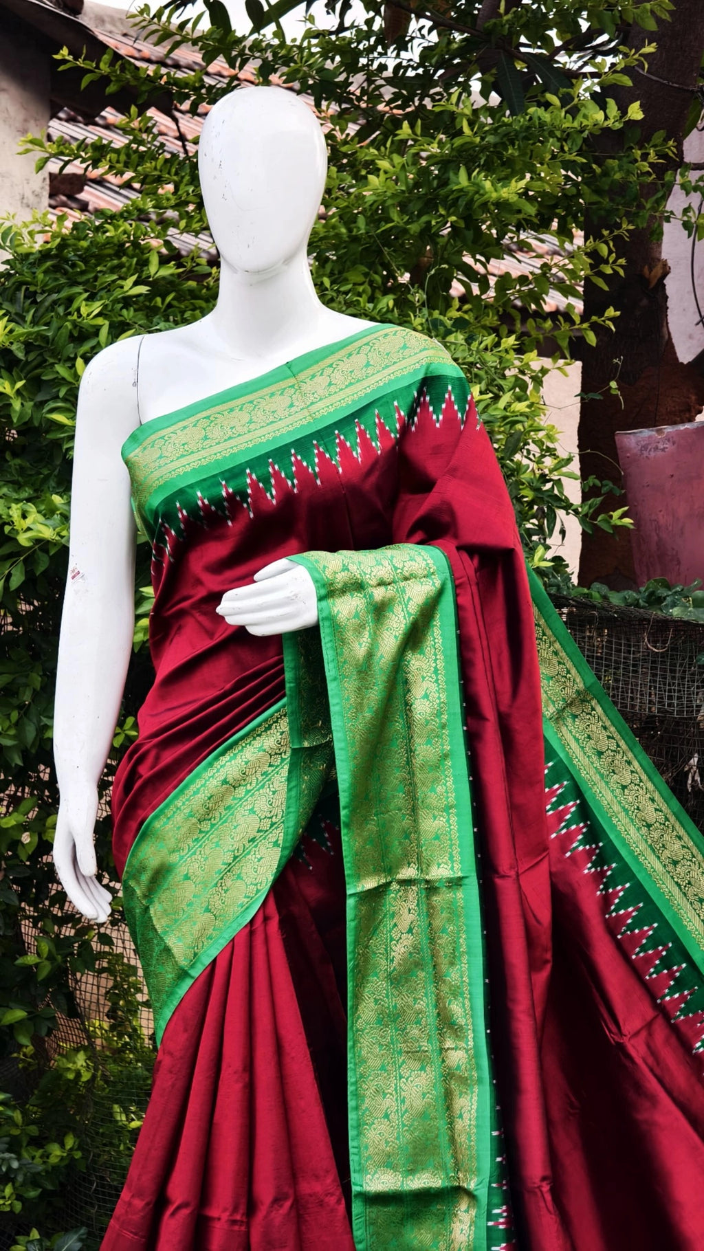 Pochampally ikkat kanchi boarder saree (silk mark certified)