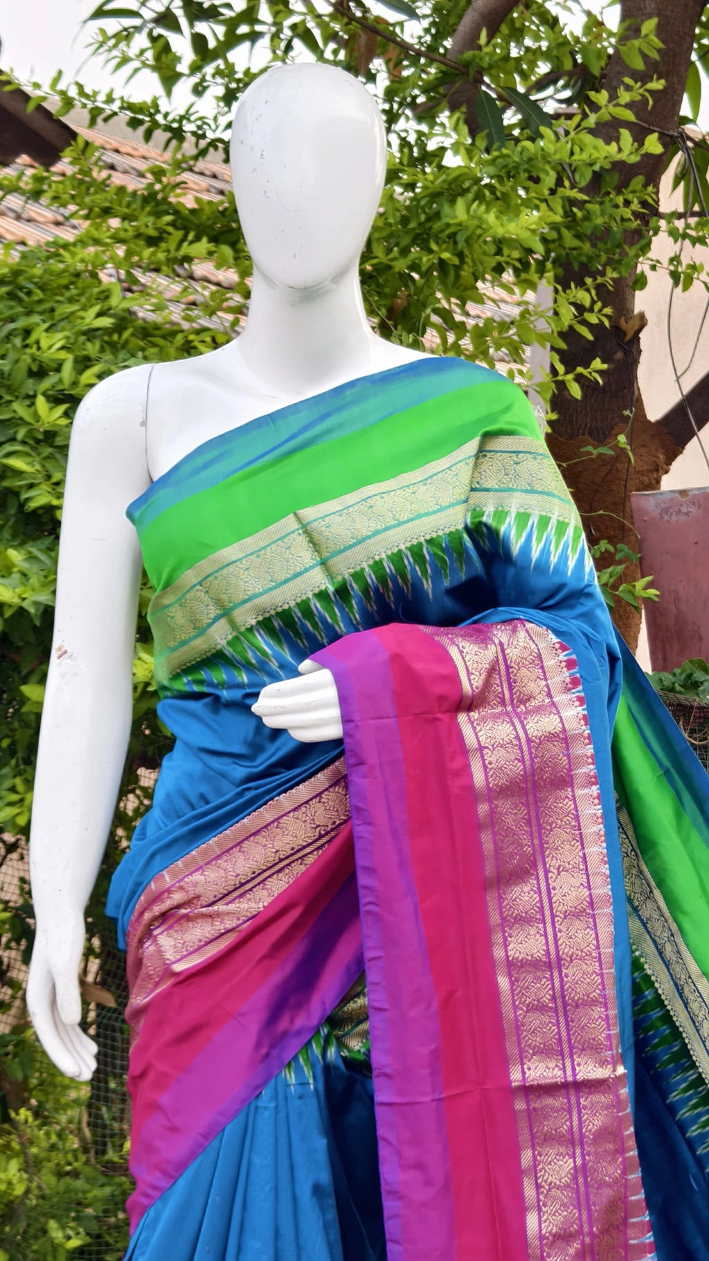 Pochampally ikkat kanchi boarder saree (silk mark certified)