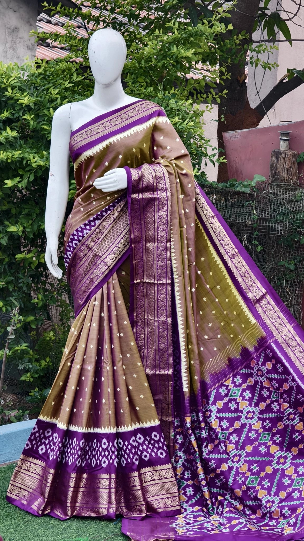 Pochampally ikkat kanchi boarder saree (silk mark certified)