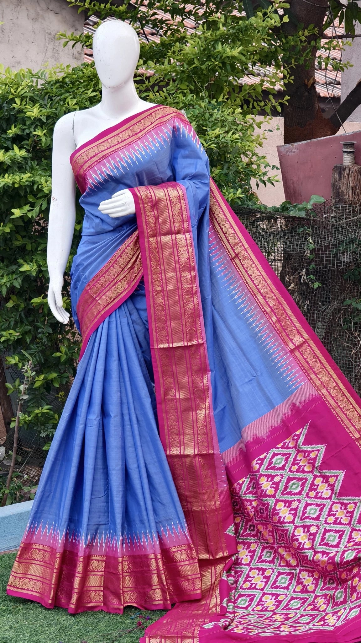 Pochampally ikkat kanchi boarder saree (silk mark certified)