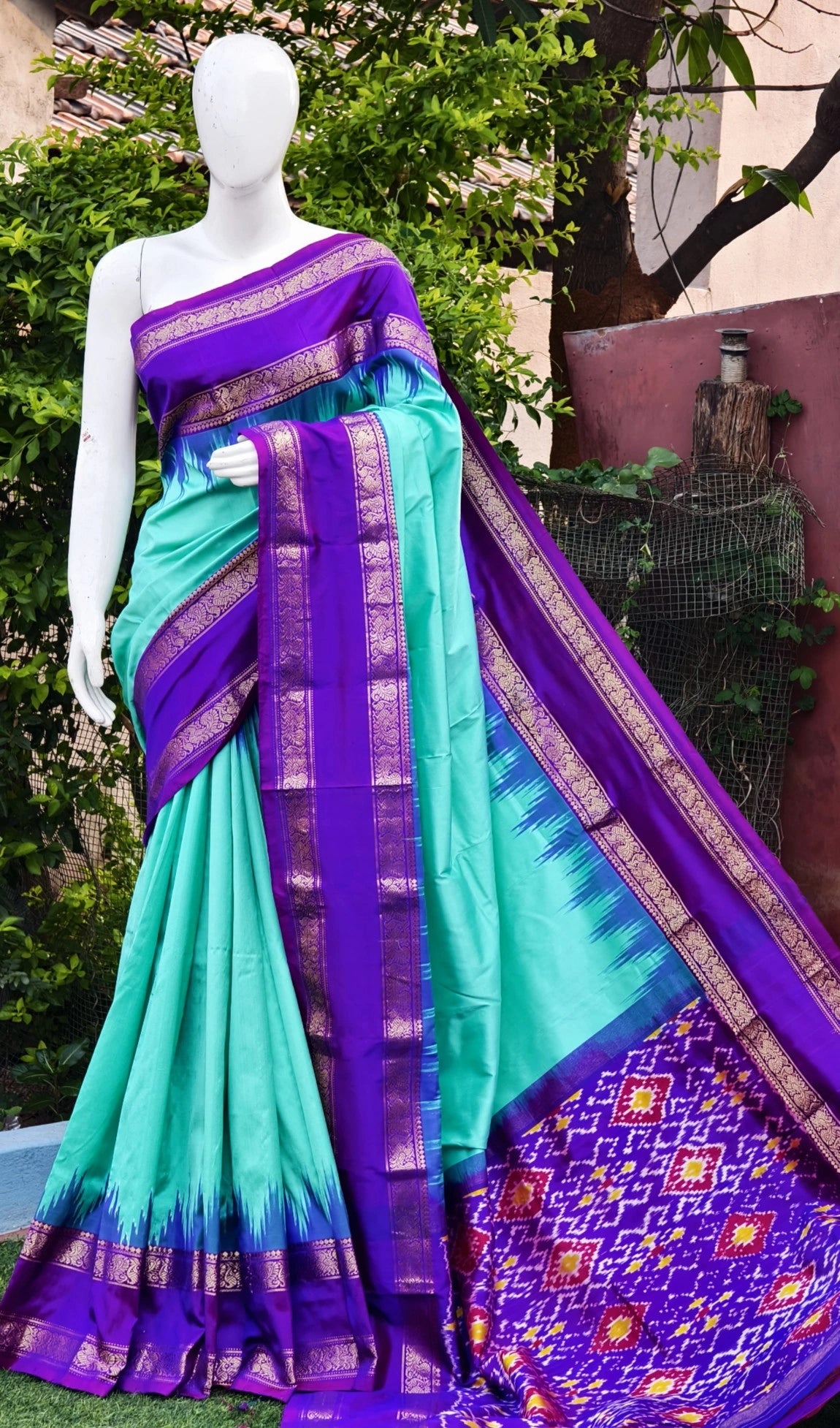 Pochampally ikkat kanchi boarder saree (silk mark certified)