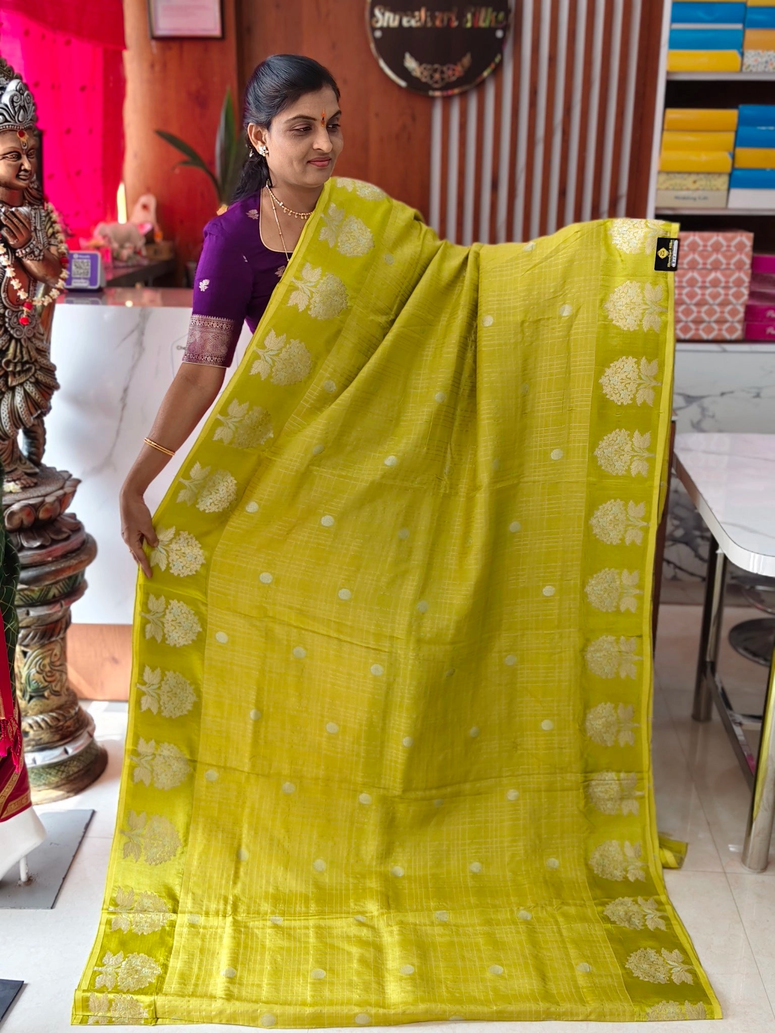 Row mango saree