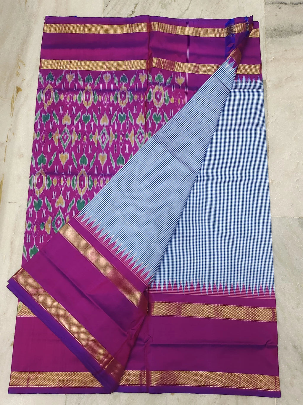 Pochampally ikkat silk saree (silk mark certified)