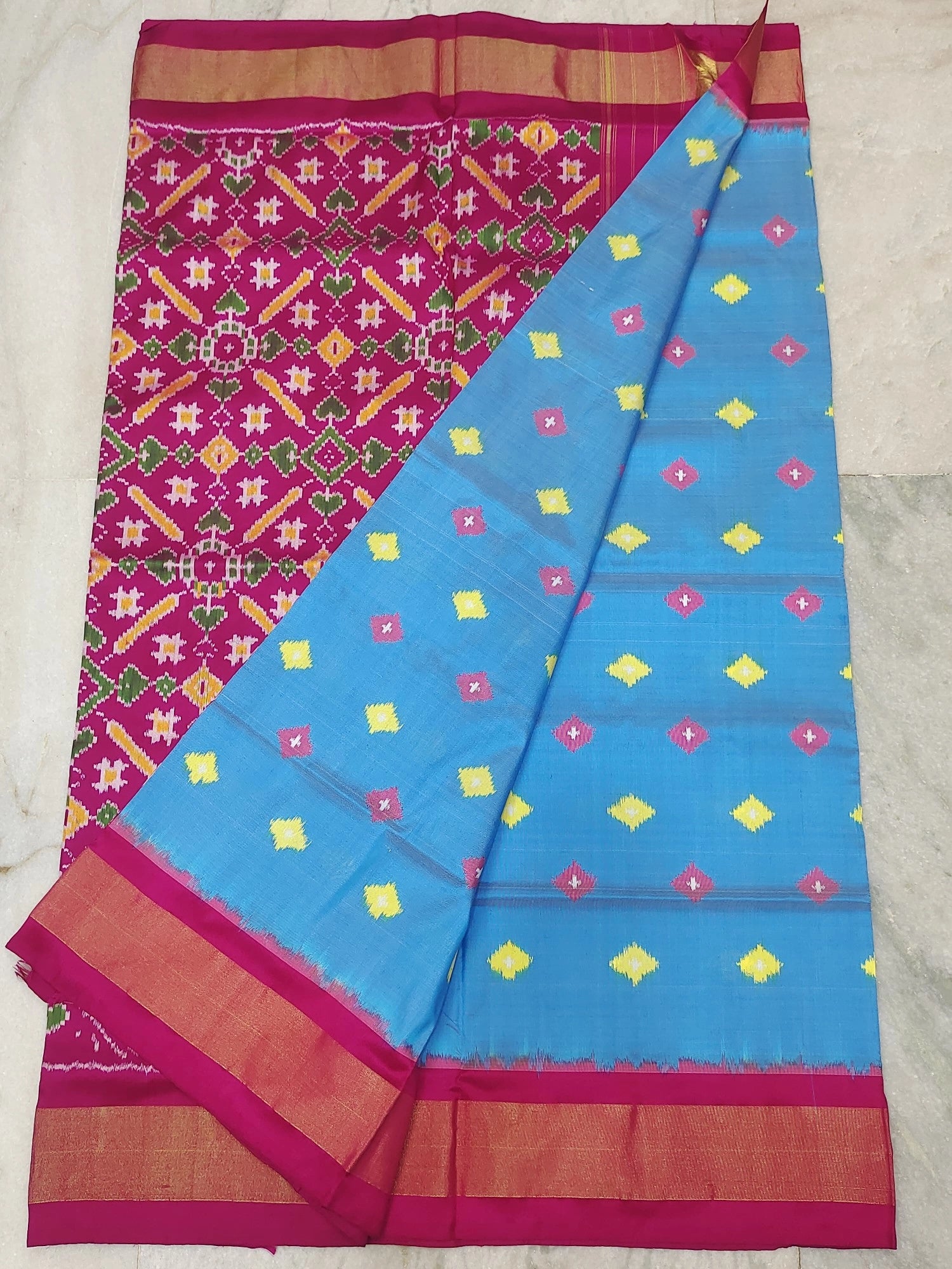 Pochampally ikkat silk saree (silk mark certified)