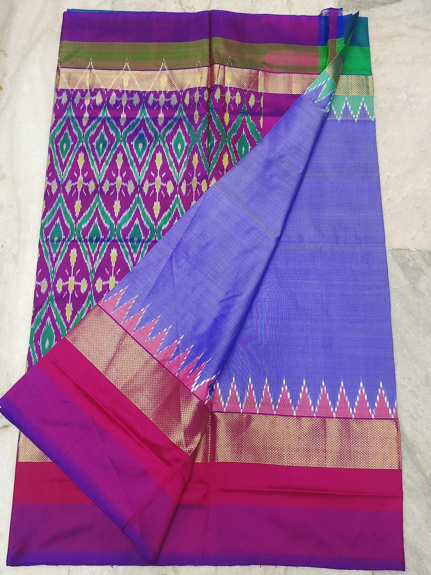 Pochampally ikkat silk saree (silk mark certified)