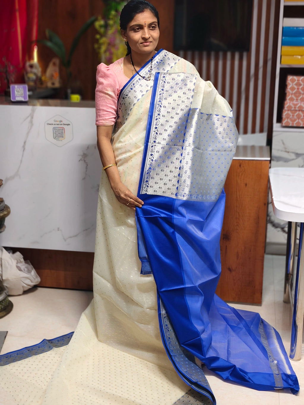 Kora Banarasi saree