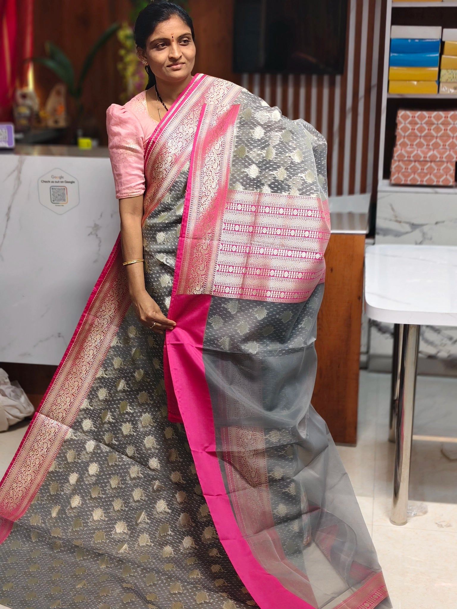 Kora Banarasi saree