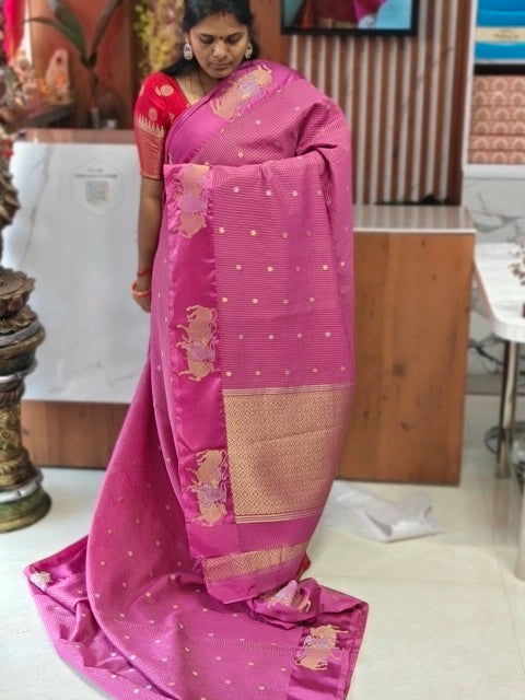 Banarasi checks saree
