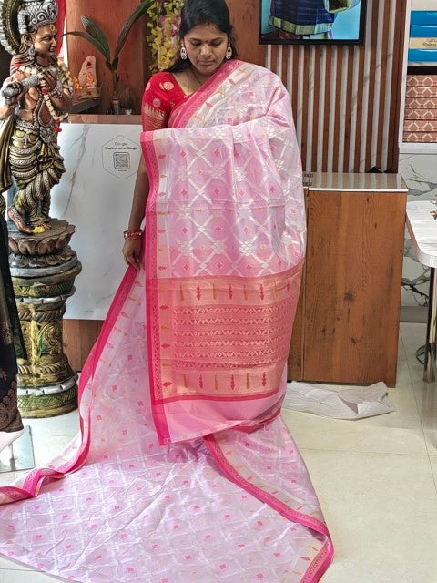 Kora Banarasi saree