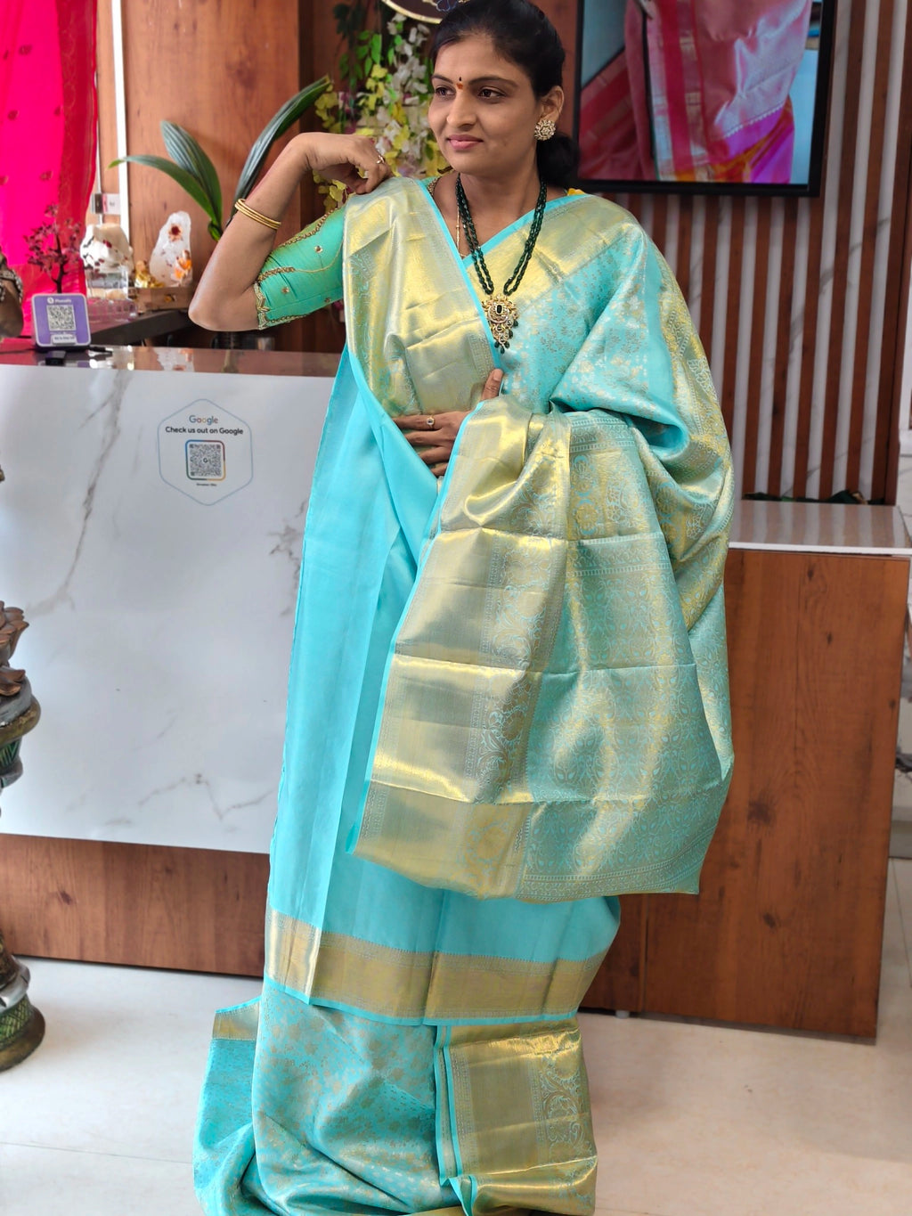 Pure kanchi pattu saree (silk mark certified)