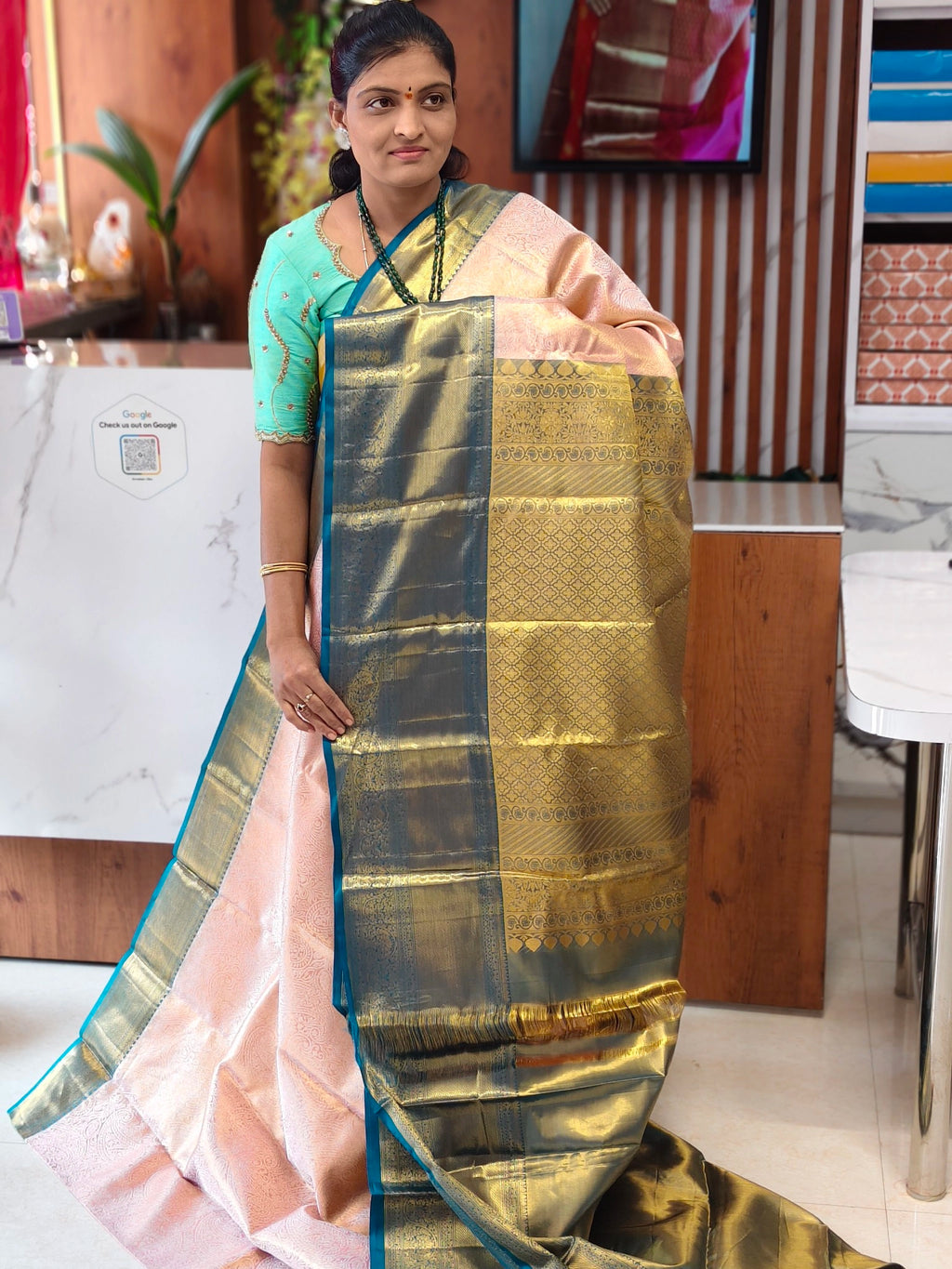 Pure kanchi pattu saree (silk mark certified)