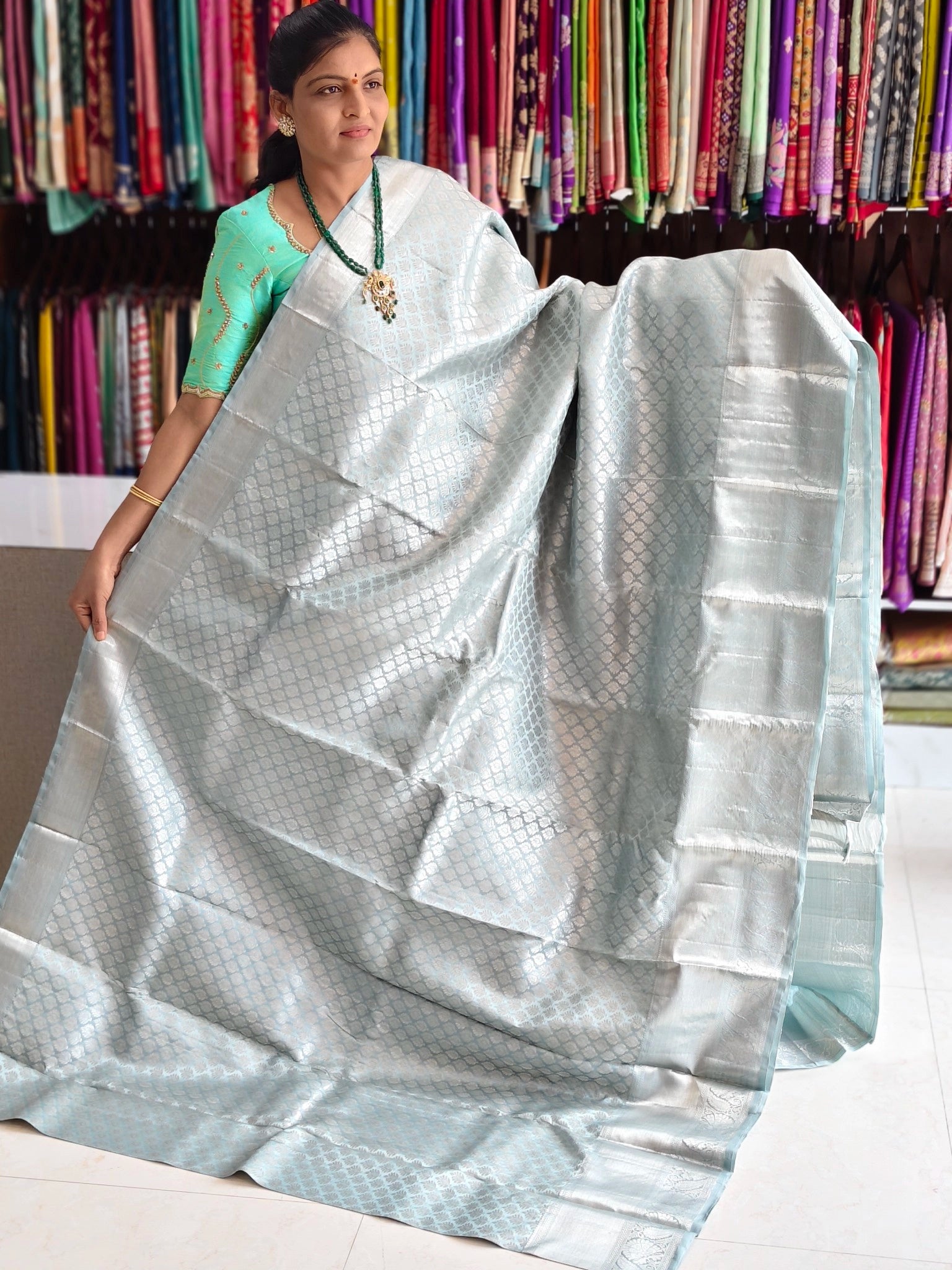 Pure kanchi pattu saree (silk mark certified)