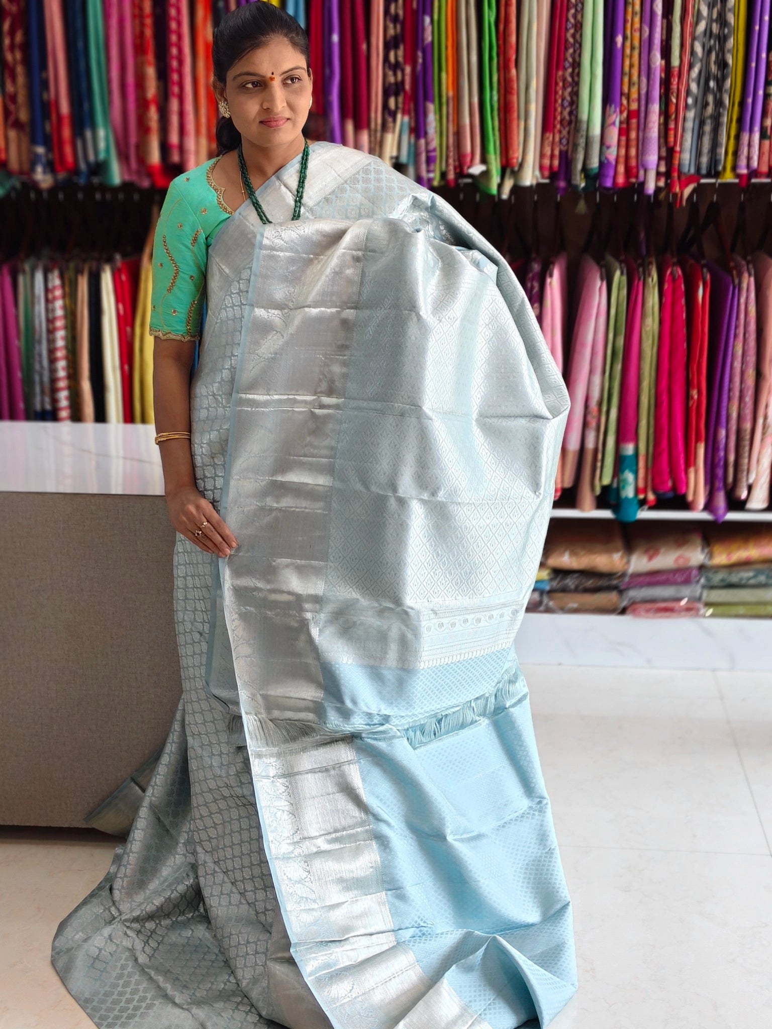 Pure kanchi pattu saree (silk mark certified)