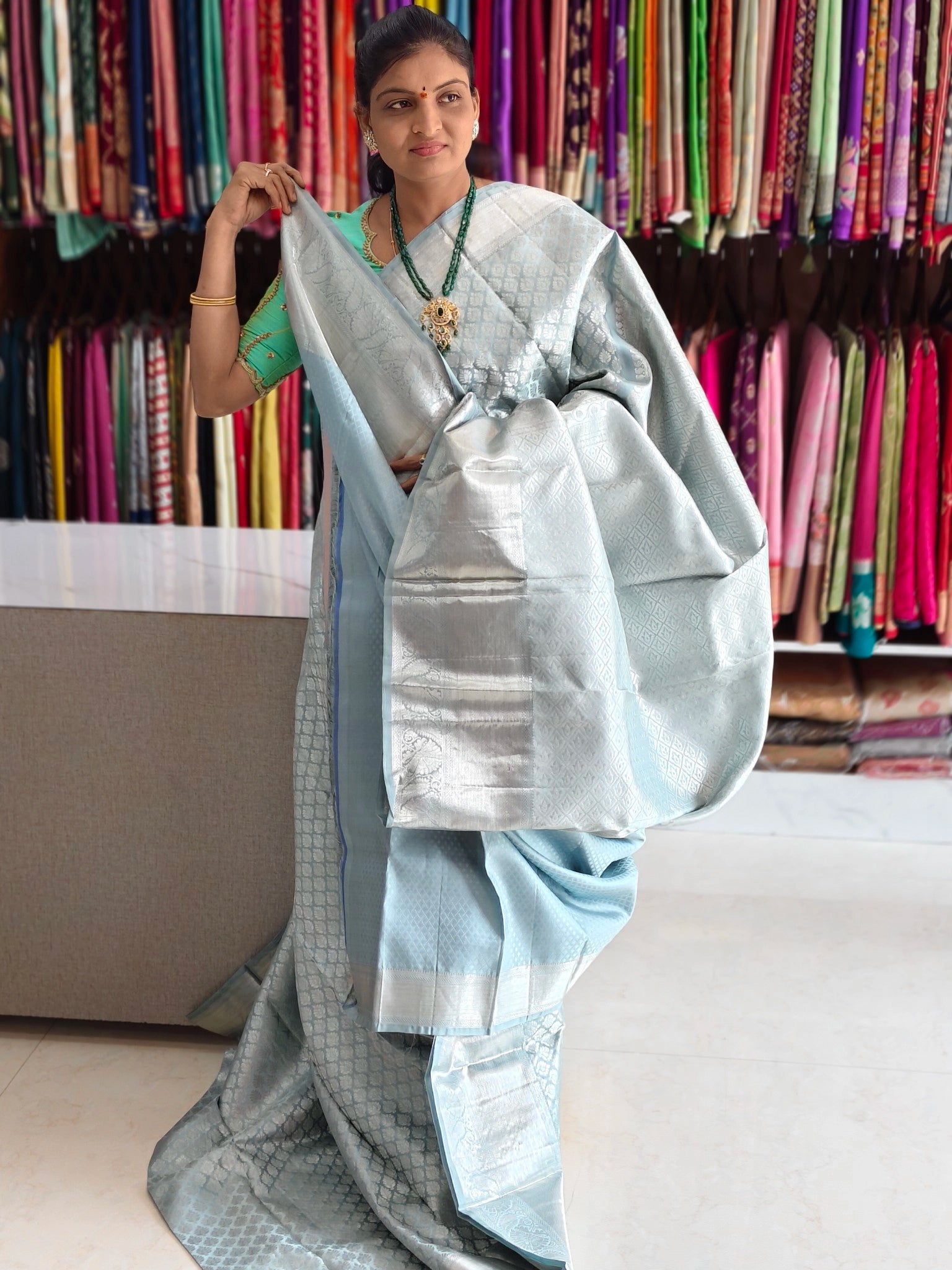 Pure kanchi pattu saree (silk mark certified)