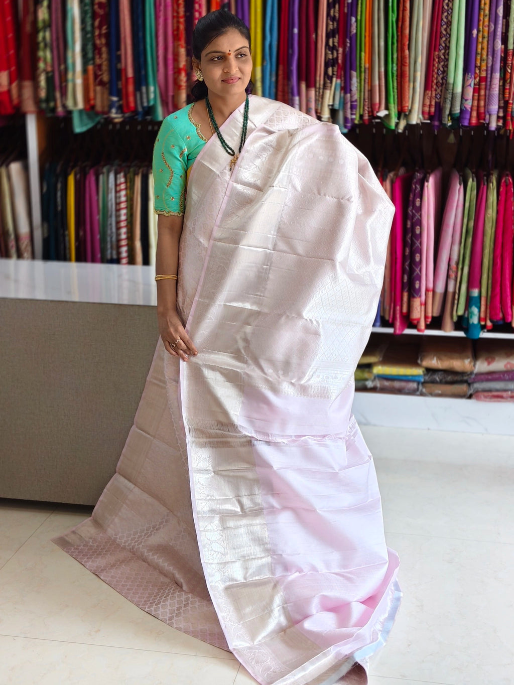 Pure kanchi pattu saree (silk mark certified)