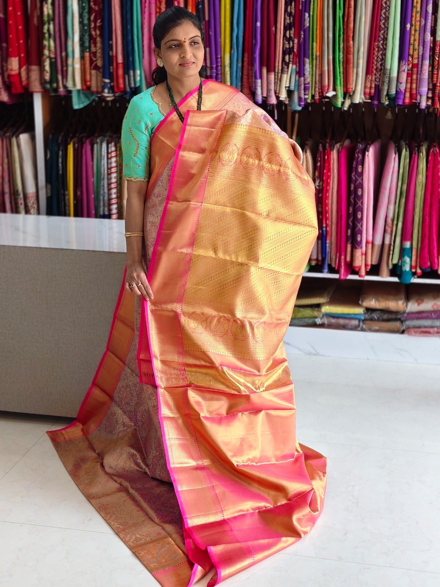 Pure kanchi pattu saree (silk mark certified)