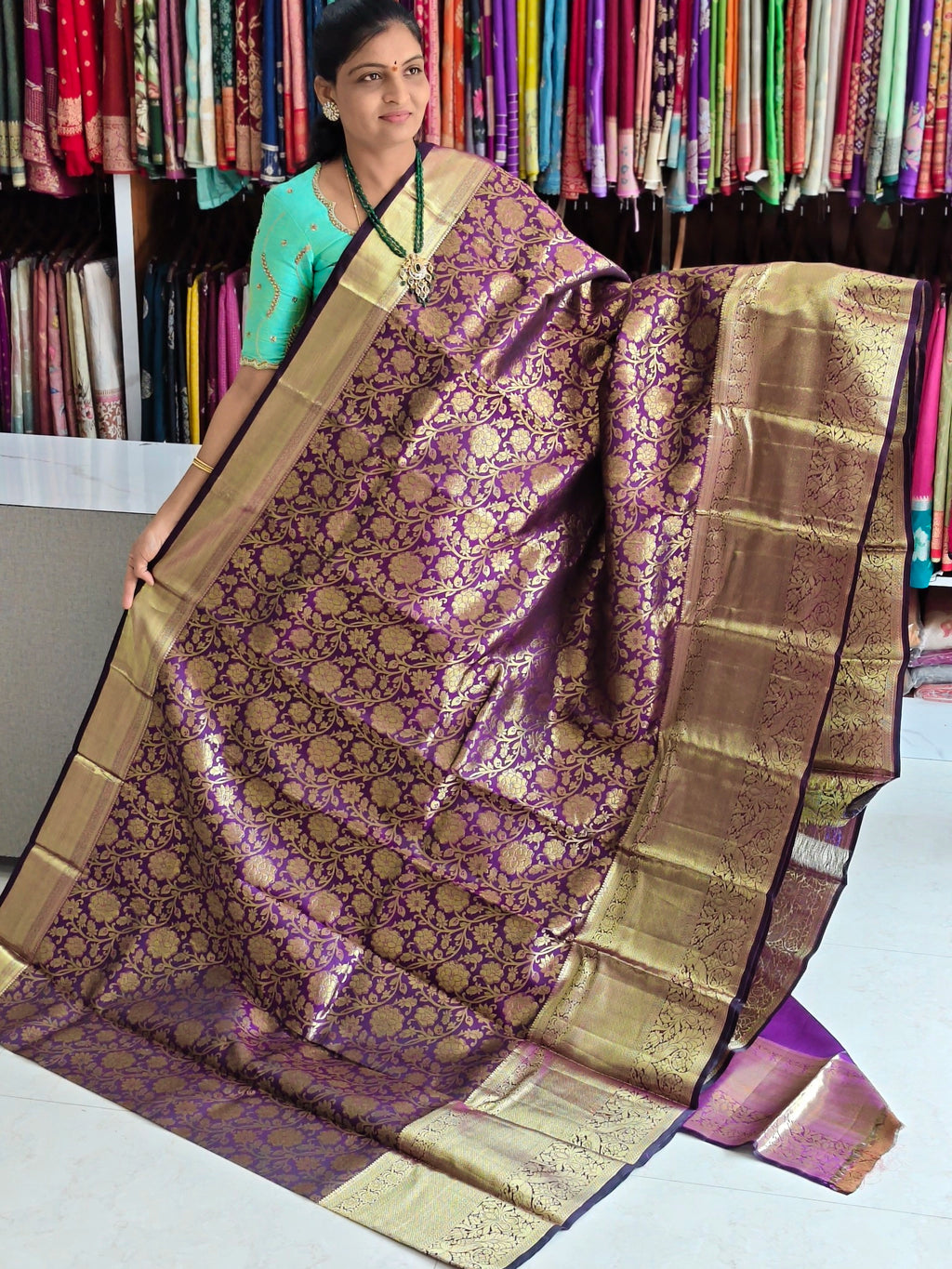 Pure kanchi pattu (silk mark certified)