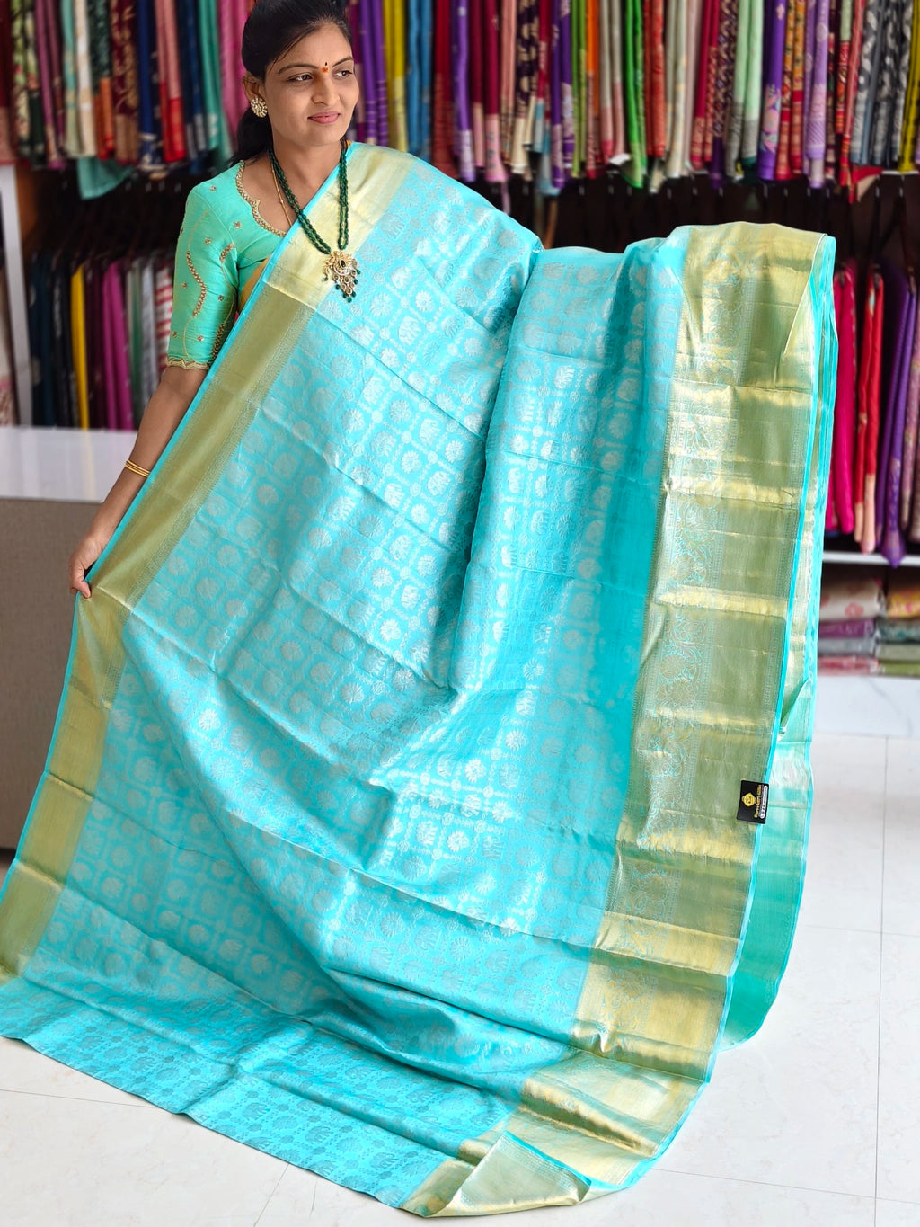Pure kanchi pattu (silk mark certified)