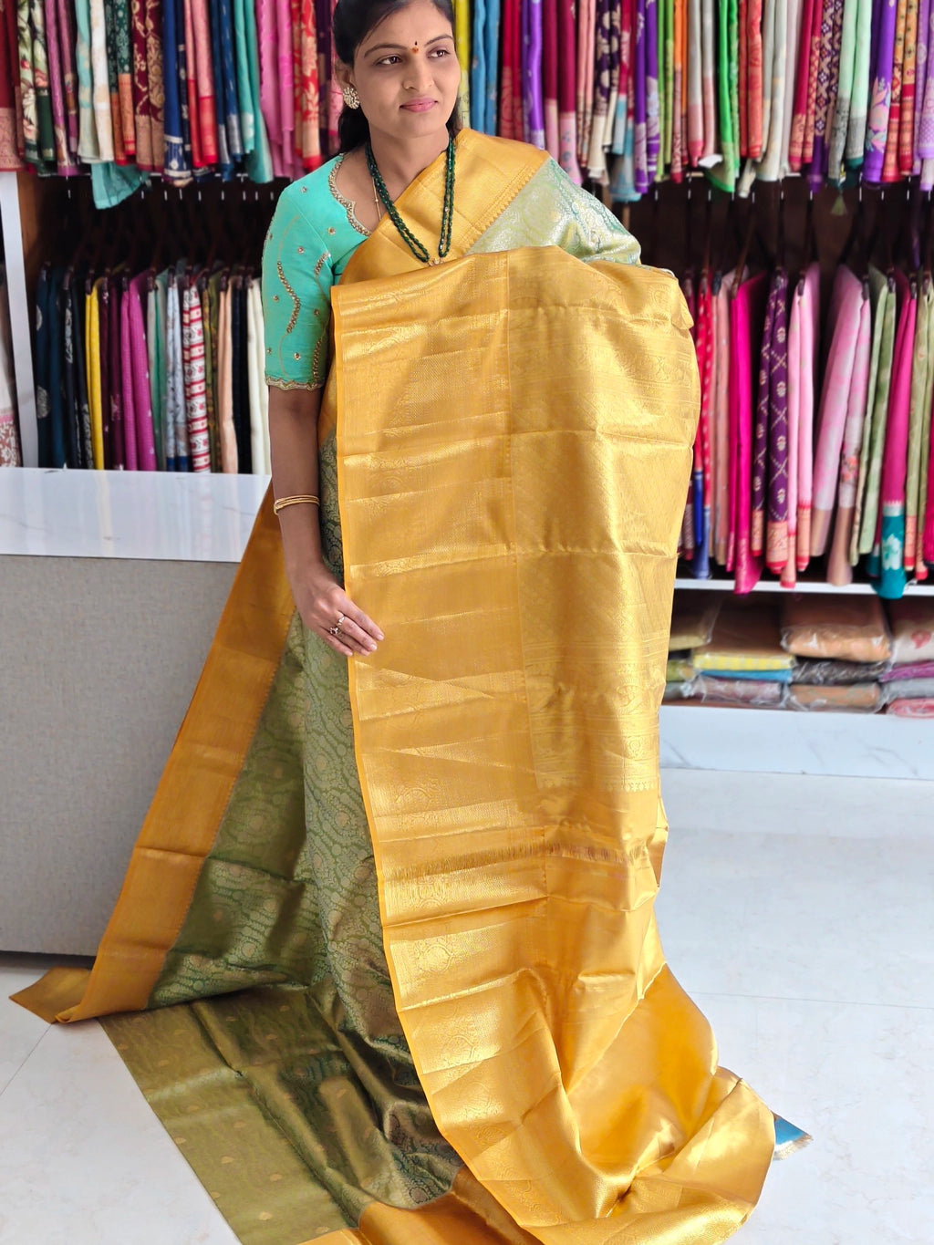 Pure kanchi pattu (silk mark certified)
