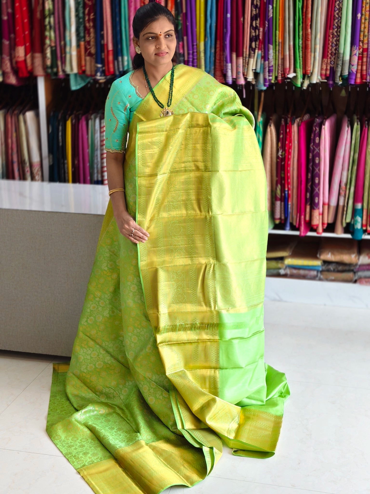 Pure kanchi pattu (silk mark certified)