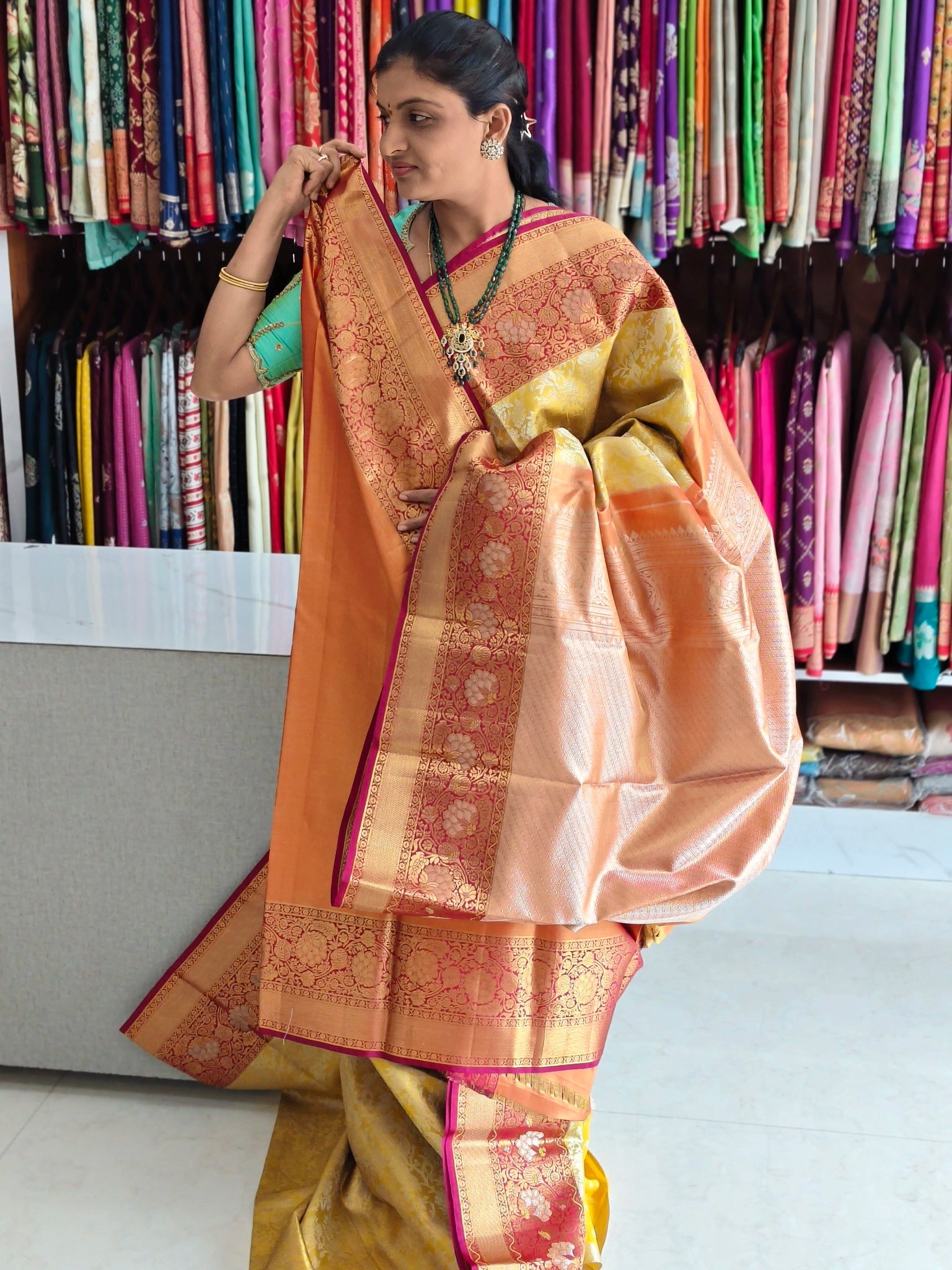 Pure kanchi pattu (silk mark certified)