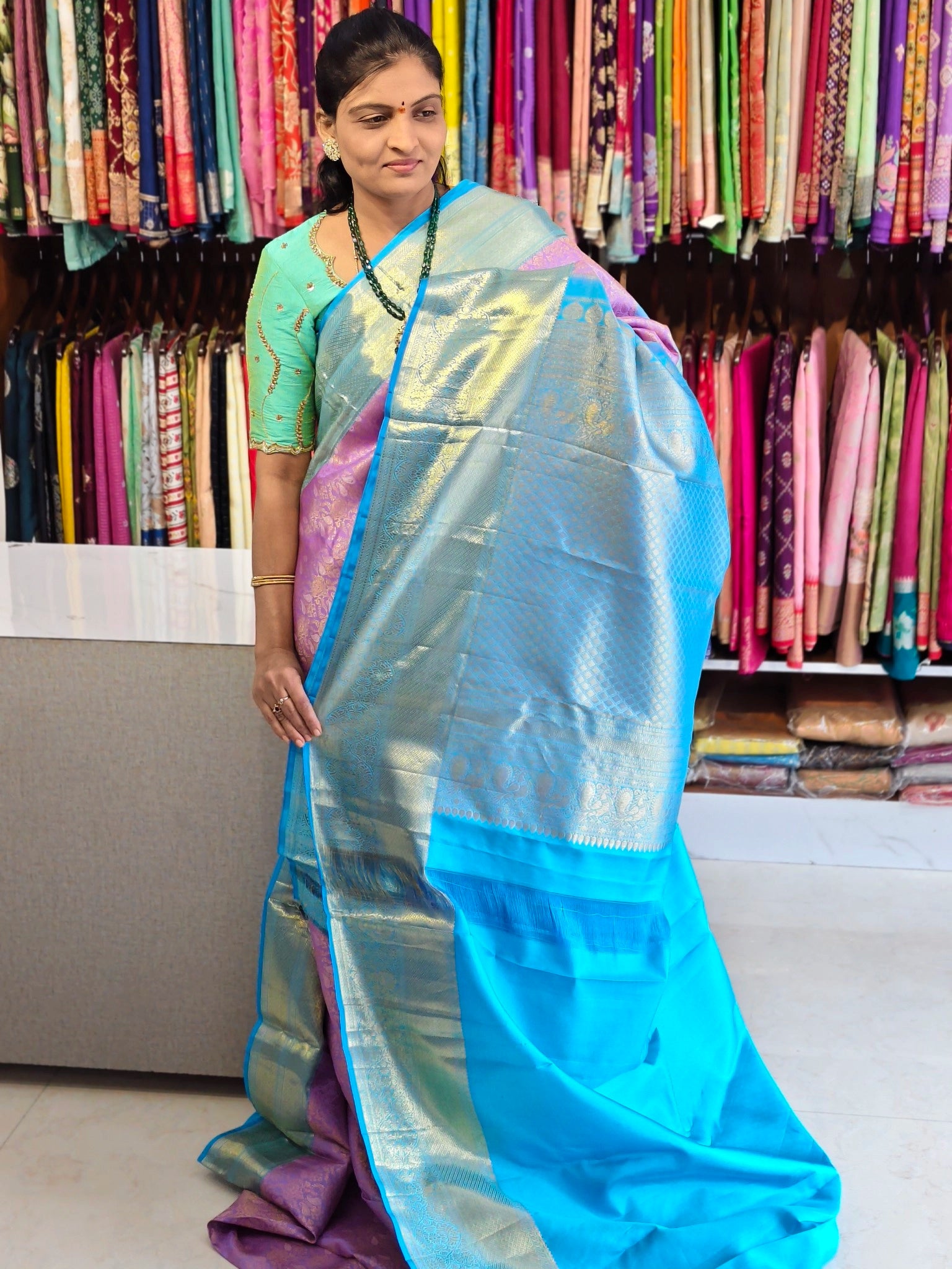 Pure kanchi pattu (silk mark certified)