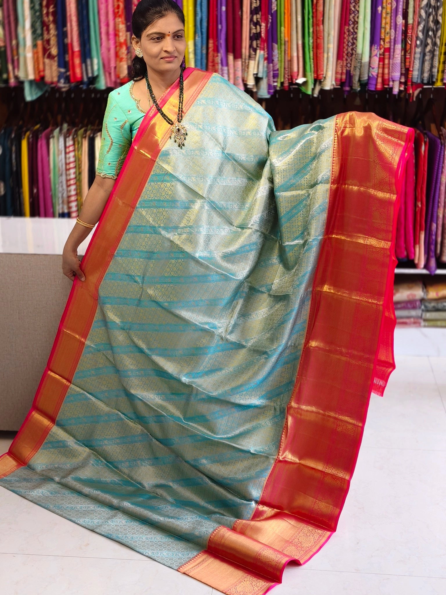 Pure kanchi pattu (silk mark certified)