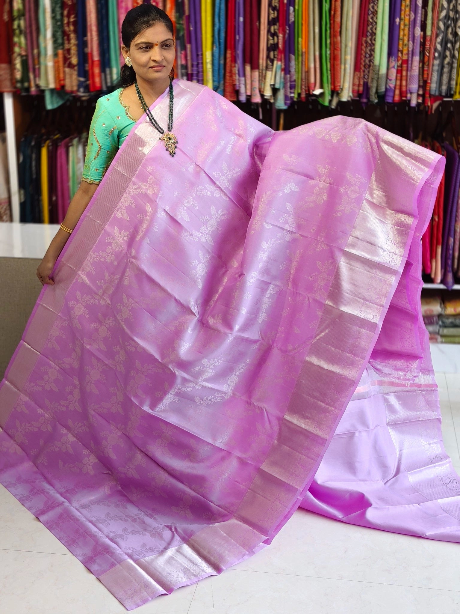 Pure kanchi pattu (silk mark certified)