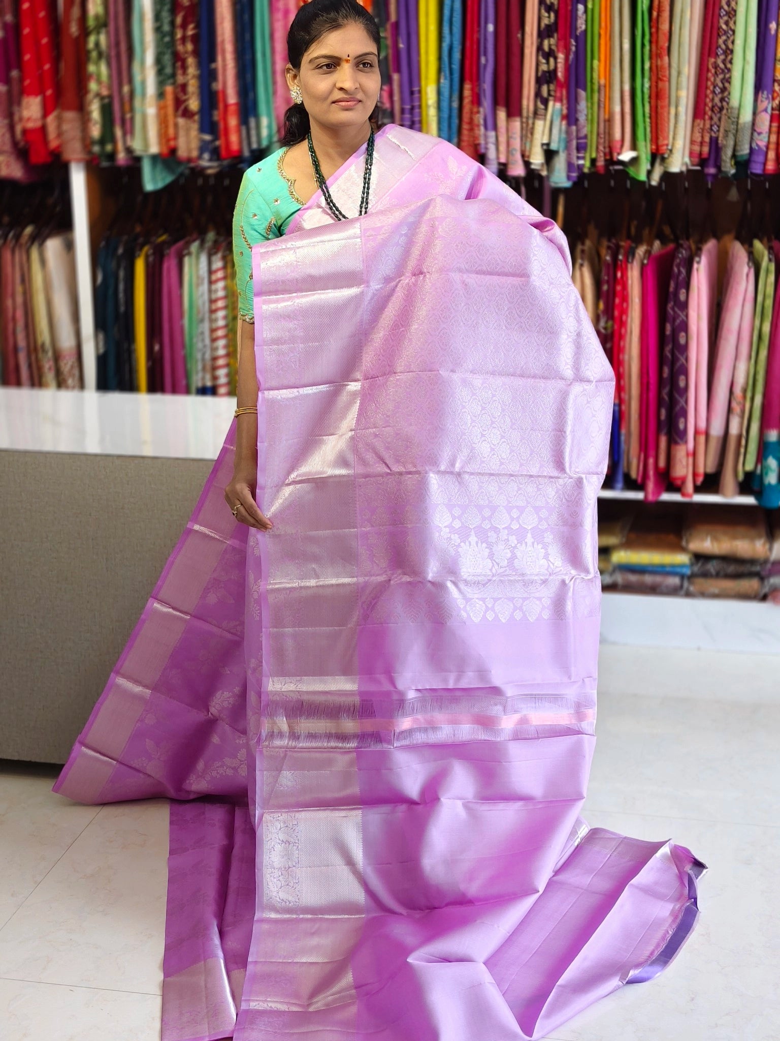 Pure kanchi pattu (silk mark certified)