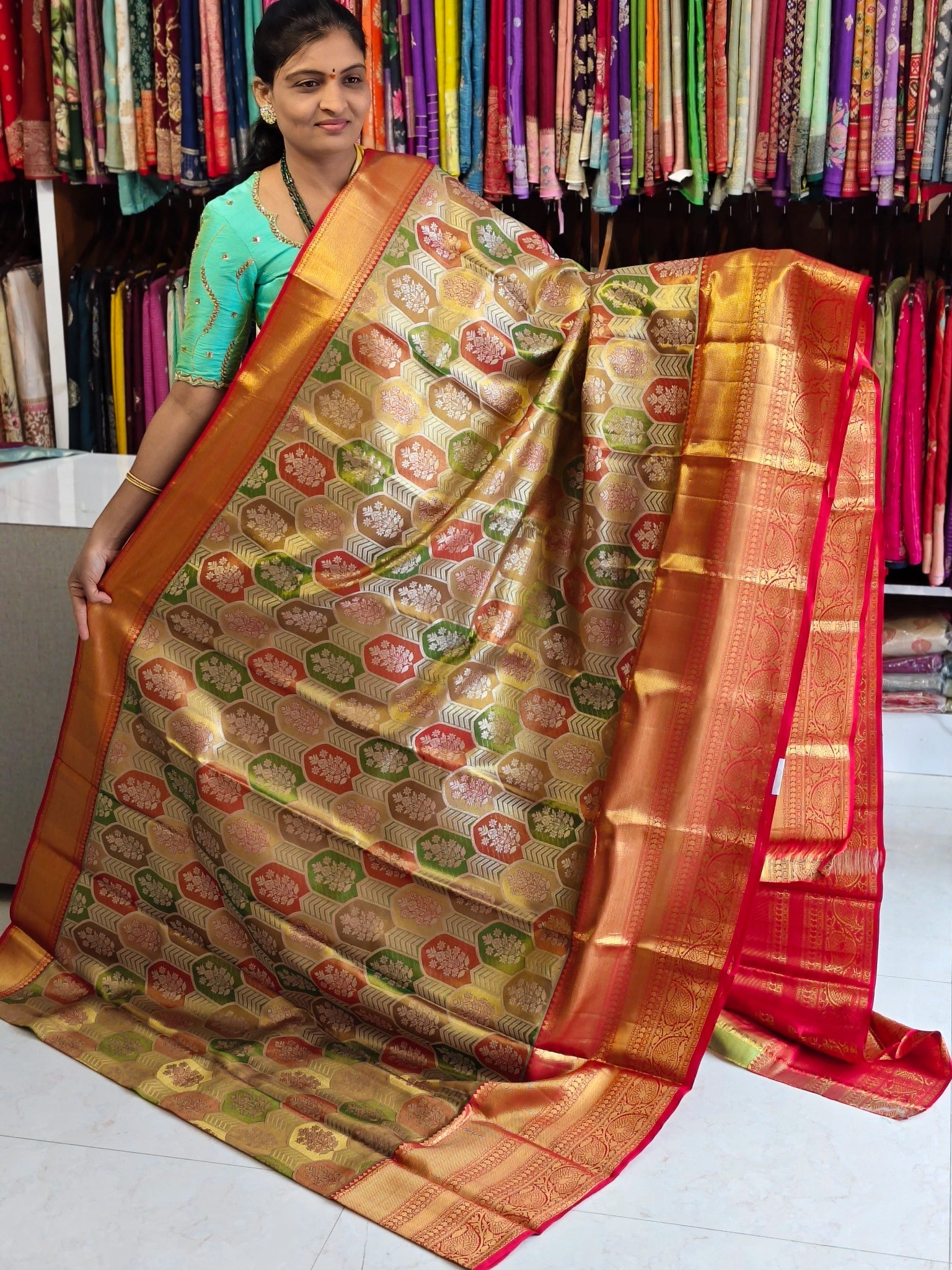 Pure kanchi pattu (silk mark certified)
